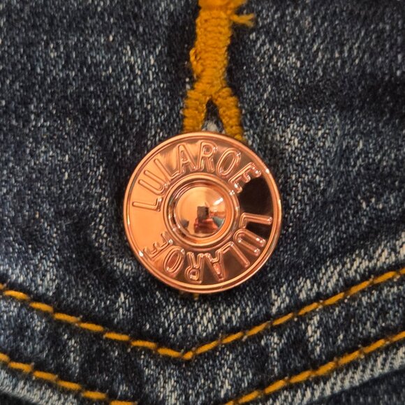 Denim Jacket Women's Size Large Cropped Stretch Long Sleeved Slit Pockets - Picture 6 of 16